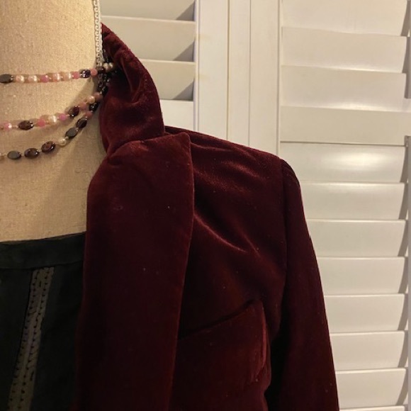 JACKET--- Burgundy velvet REFORMATION - Picture 4 of 4